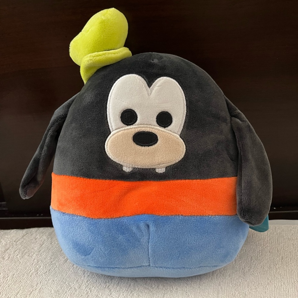 Goofy Squishmallow